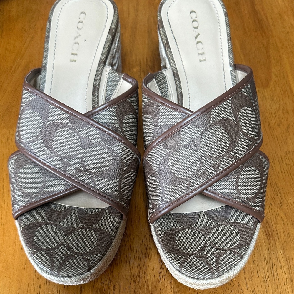 Coach Women's signature espadrille slide wedge sandals. Size 10